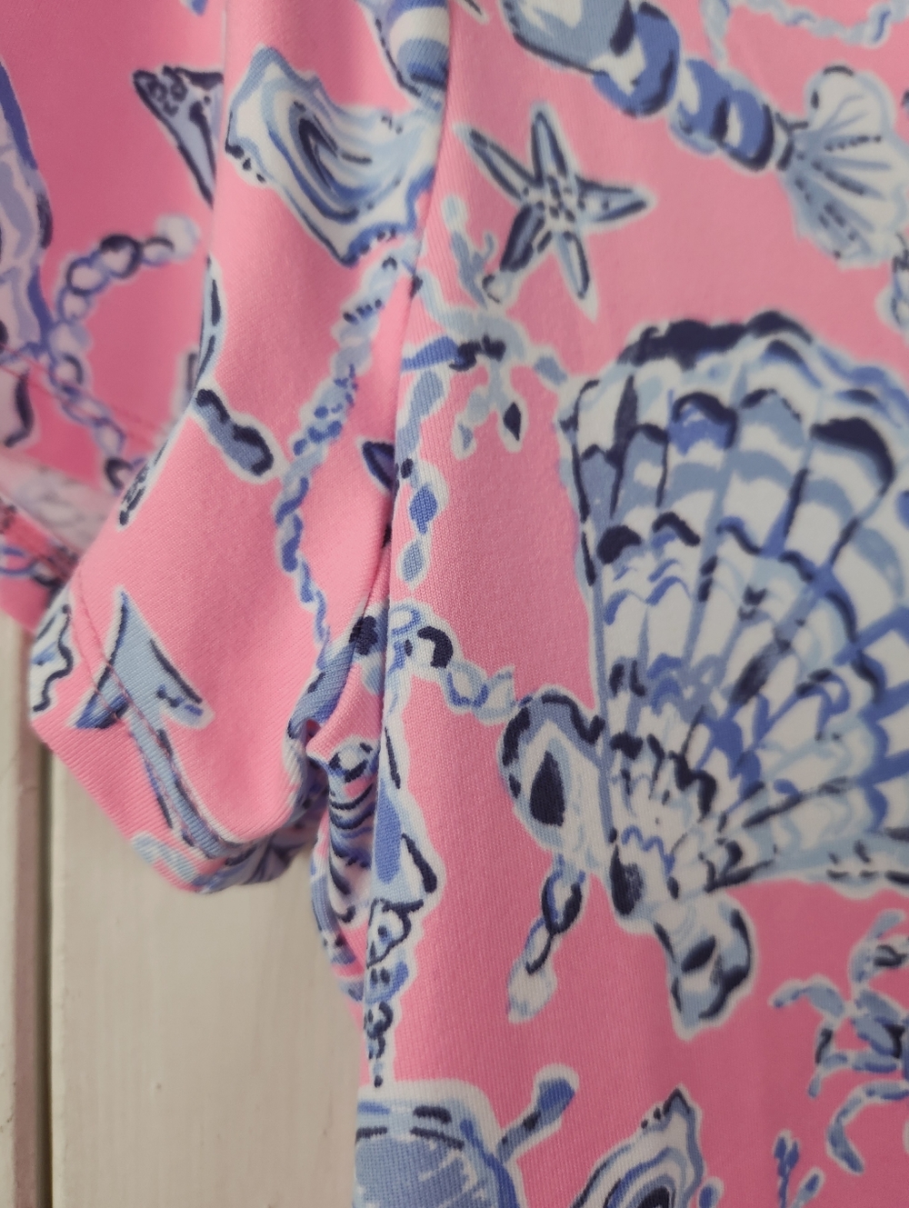 NWOT Lilly Pulitzer UPF 50+ Dune Shirt Sleeve Sleeve Size Small - Picture 5 of 7